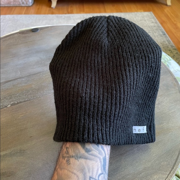 OG Neff Plain Black Beanie One Size - Picture 5 of 6